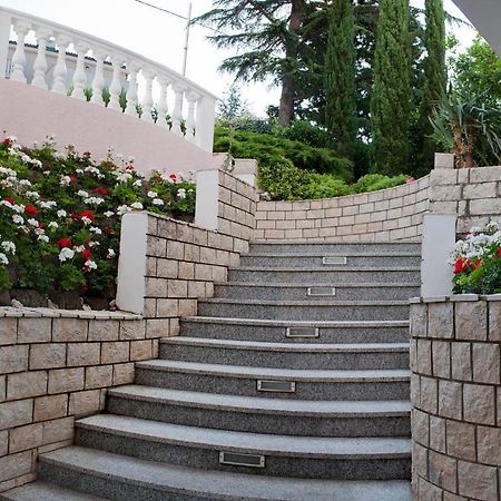 Hotel Vali Dramalj Crikvenica Exterior photo