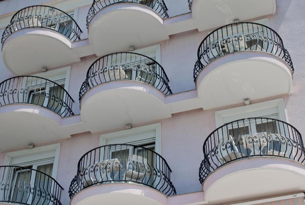 Hotel Vali Dramalj Crikvenica Exterior photo