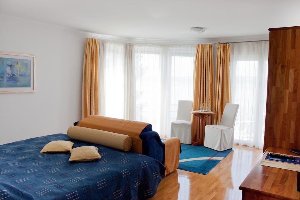 Hotel Vali Dramalj Crikvenica Room photo